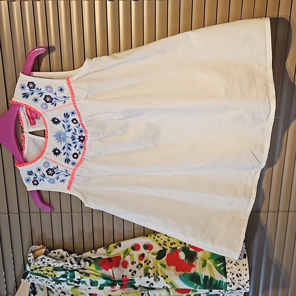 Girls 6-7 yrs bundle: 2 tops, used but immaculate condition summer beach holiday - Picture 2 of 7